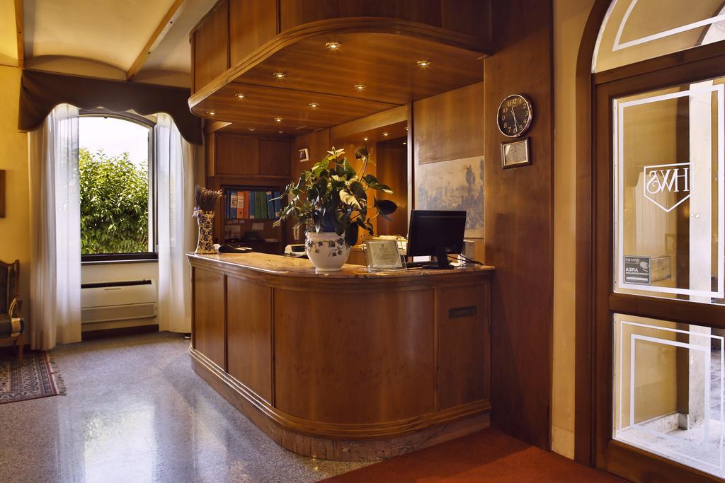 Hotel Windsor Savoia อัสซิซี ภายนอก รูปภาพ