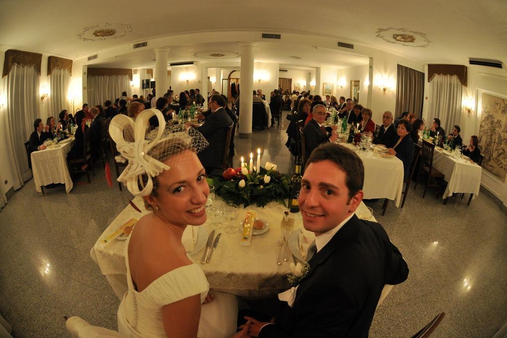 Hotel Windsor Savoia อัสซิซี ภายนอก รูปภาพ
